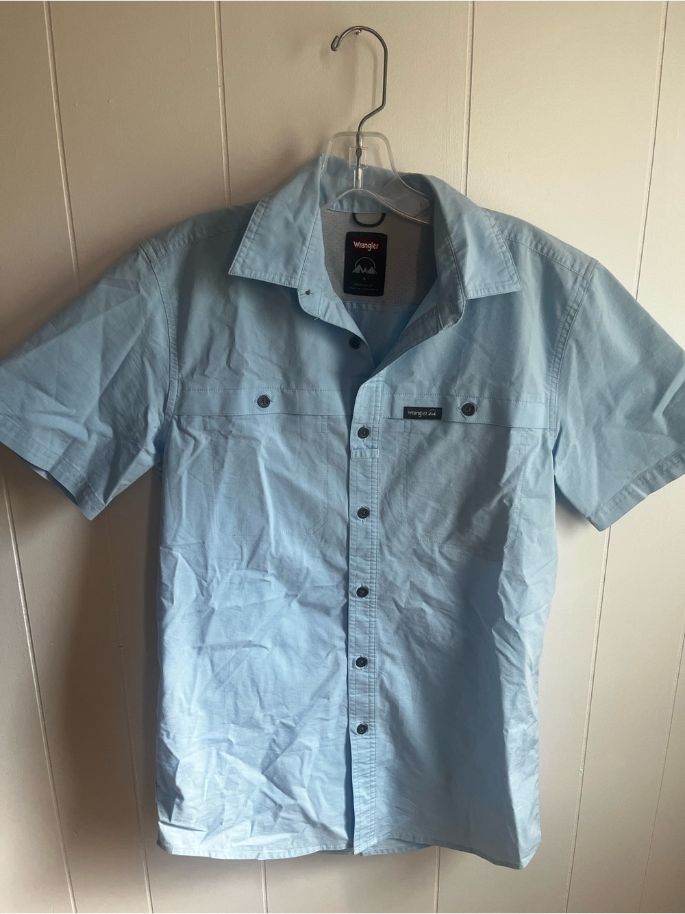 Wrangler Light Blue Short Sleeve Button-Down Shirt